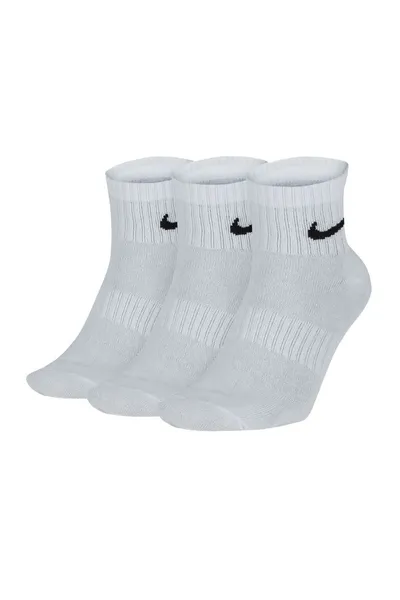 Bílé pánské ponožky Nike Everyday Lightweight Ankle 3Pak M SX7677-100