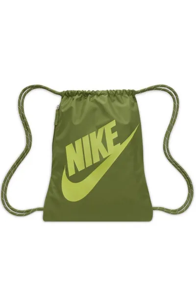 Sportovní taška Nike pro trénink a každodenní použití