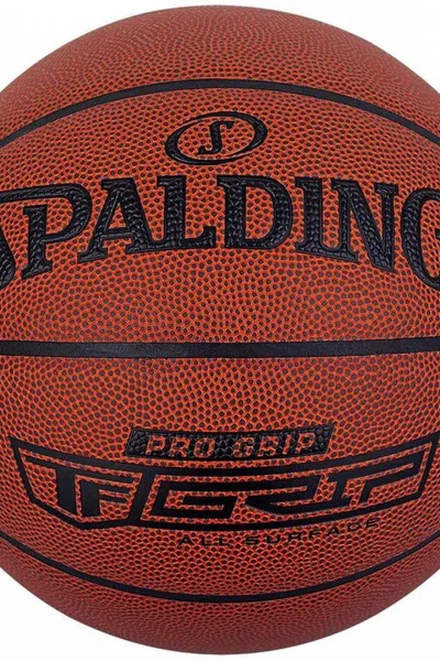 Kvalitní basketbalový míč Spalding Pro Grip