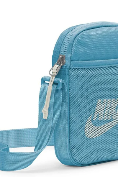 Modrá sportovní taška Nike Heritage s nastavitelným popruhem