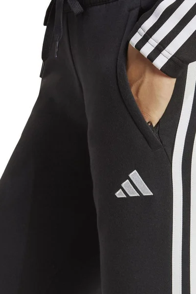 Sportovní dámské kalhoty Tiro League Sweat od Adidasu