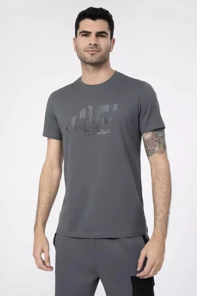 Sportovní tričko pro muže od značky 4F
