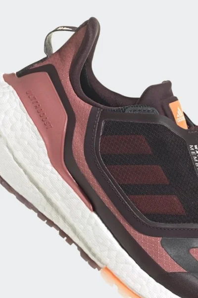 Ultraboost Gore-Tex - Běžecké boty pro ženy ADIDAS