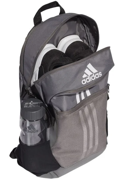 Sportovní batoh Adidas s 25 l kapacitou