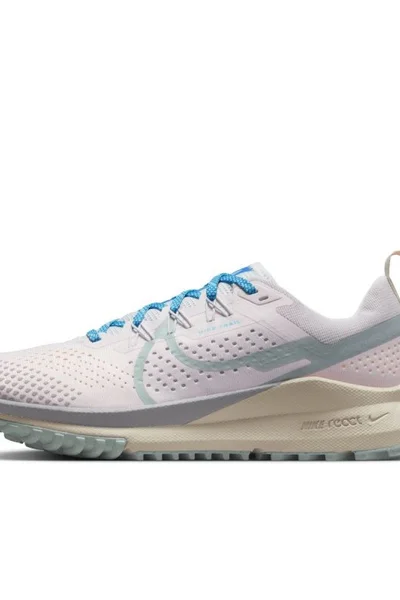 Trailové běžecké boty Nike Pegasus 4 - pro dobrodružné běžkyně