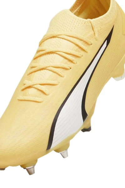 Ultra rychlé fotbalové kopačky Puma Voltage pro měkký povrch