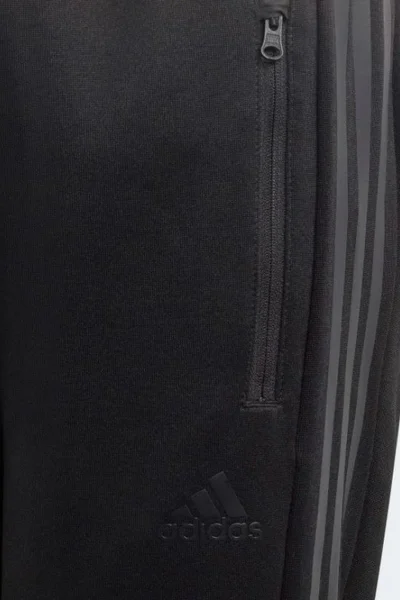 Sportovní dětské kalhoty Adidas Tiro Suit-Up Woven Jr