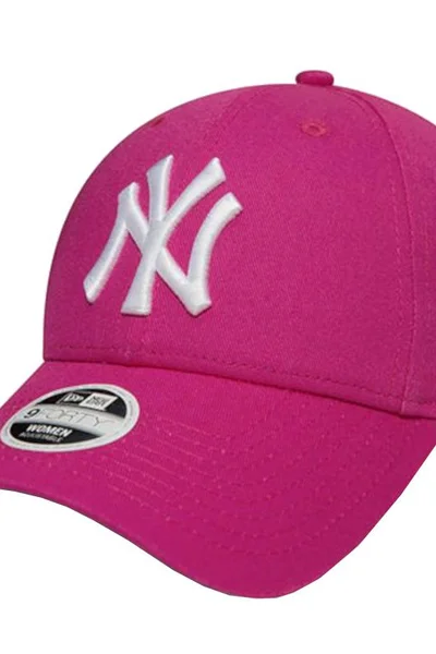 Růžová baseballová čepice s logem New York Yankees