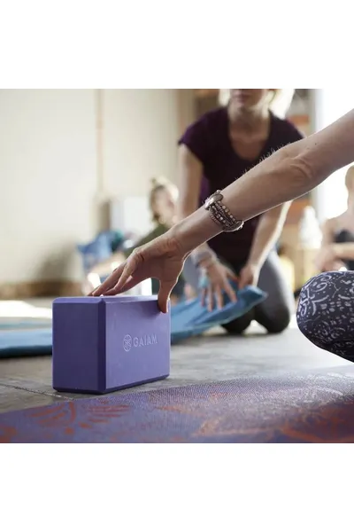 Jógový blok pro správnou techniku cvičení GAIAM