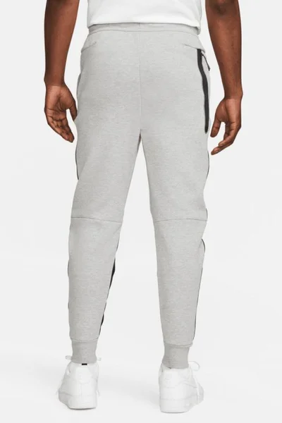 Sportovní tepláky Nike Tech Fleece Joggers pro pány