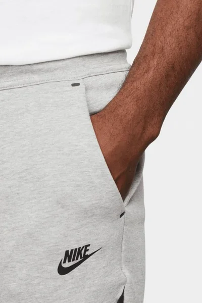 Sportovní tepláky Nike Tech Fleece Joggers pro pány