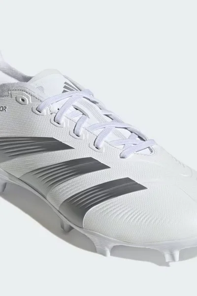 Kopačky ADIDAS Predator pro trávu – pánské - bílé