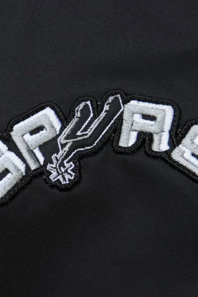 Lehká saténová bomber bunda San Antonio Spurs pánská černá Mitchell & Ness