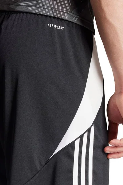 Černé pánské kraťasy adidas Tiro s Aeroready technologií