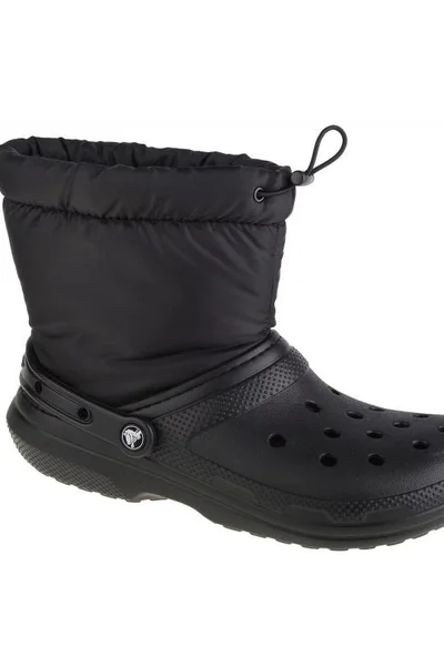 Černé dámské sněhule Crocs Classic Lined Neo Puff Boot