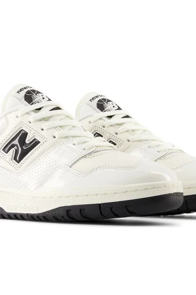 Streetová teniska New Balance BB v basketbalovém stylu