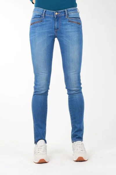 Modré dámské džíny skinny Wrangler Courtney Skinny Jeans W23SJJ58V