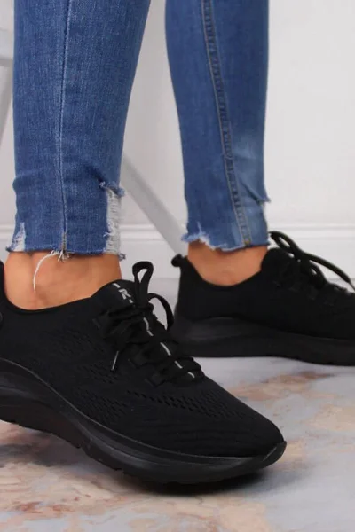 Černé sportovní boty Rieker pro ženy
