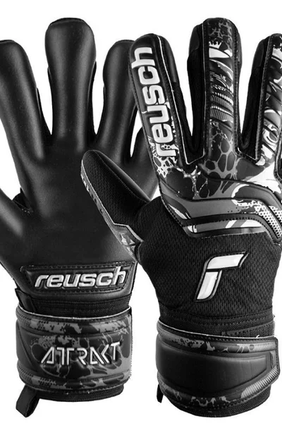 Rukavice Reusch Attrakt Infinity Jr - černé brankářské rukavice