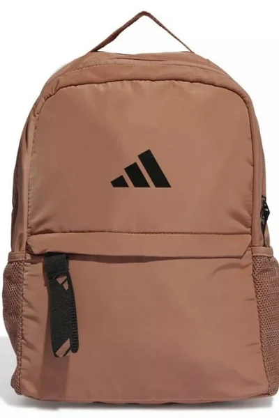 Ekologický batoh Adidas z recyklovaných materiálů 20,75 l