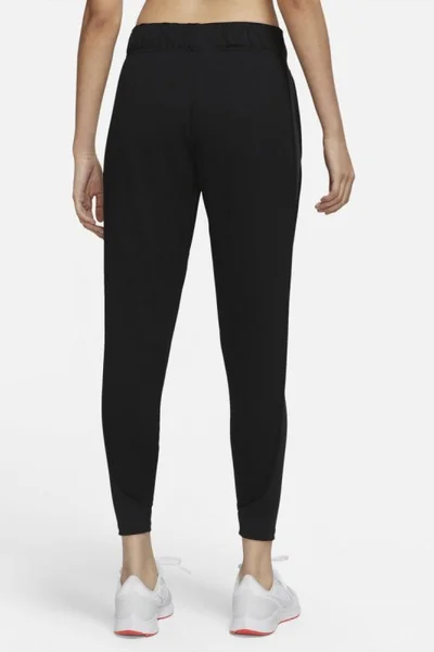 Teplé dámské kalhoty Nike Therma-FIT Essential