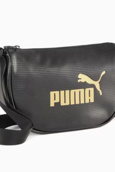 Černá kabelka Puma s poloměsícem a nastavitelným popruhem