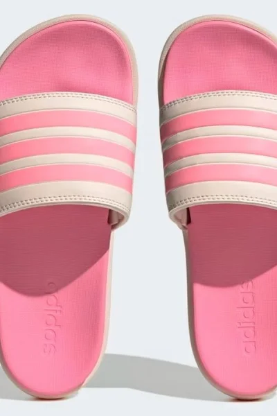 Růžové platformové žabky Adidas