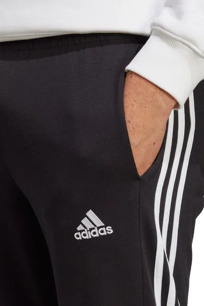 Adidas Essentials Jersey pánské kalhoty se zúženými nohavicemi