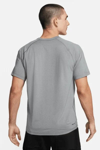 Chladivé tričko s technologií Ready pro pány - Nike