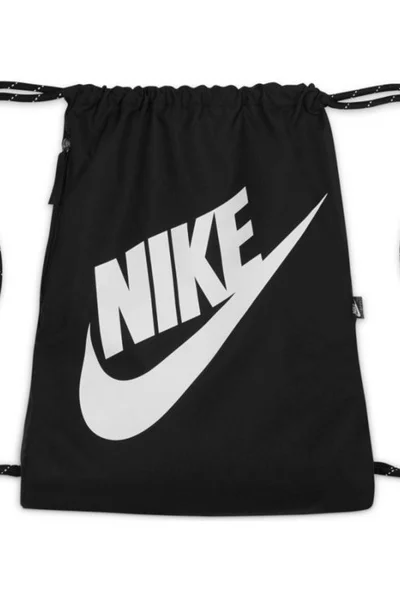 Sportovní taška Nike Heritage pro uložení oblečení a obuvi