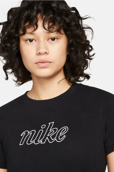 Dámské tričko Nike Sportswear s krátkým rukávem