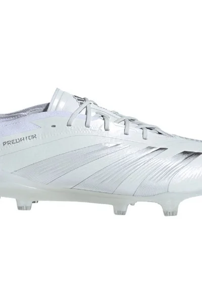 Profesionální bílé kopačky adidas Predator Elite FG