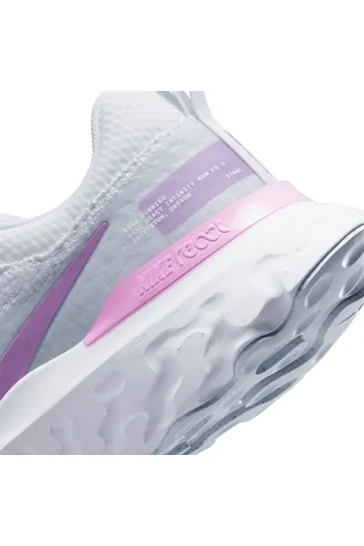 Dámské běžecké boty React Infinity 3 Nike