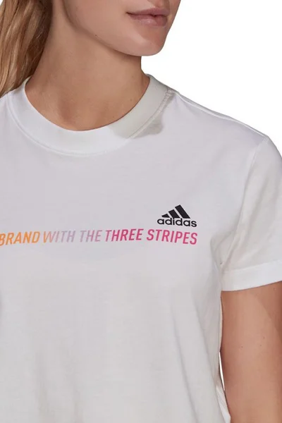 Krátké dámské tričko adidas Gradient Logo - bílé