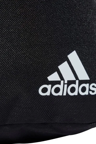 Nadčasový batoh adidas Classic s funkčním designem