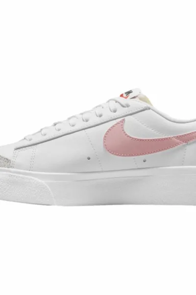 NIKE Dámské Nízké Platformové Boty Blazer Bílá