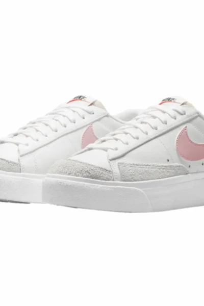 NIKE Dámské Nízké Platformové Boty Blazer Bílá