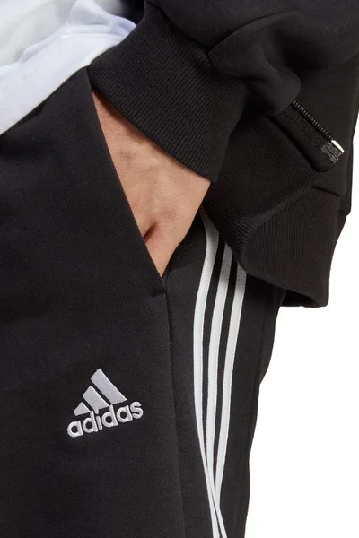 Šortky adidas Essentials French Terry 3-Stripes černé