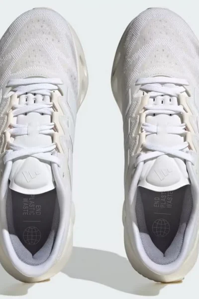 Dámské běžecké boty Adidas Gravity Forward