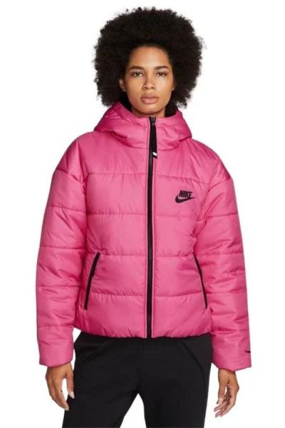 Dámsá růžová zimní bunda Nike s syntetickou výplní a voděodolnou úpravou Nike SPORTSWEAR