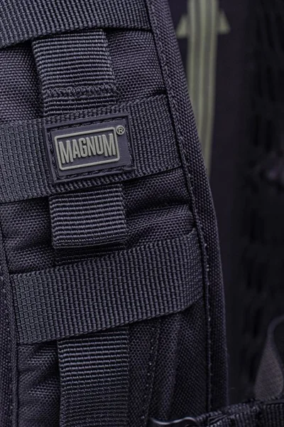 Batoh Magnum Urbantask Cordura s Molle systémem a krytem proti dešti