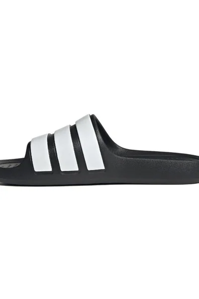 Žabky adidas Adilette Flow – pohodlné a stylové