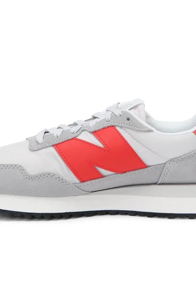 Sportovní retro obuv New Balance M - semiš a síťovina